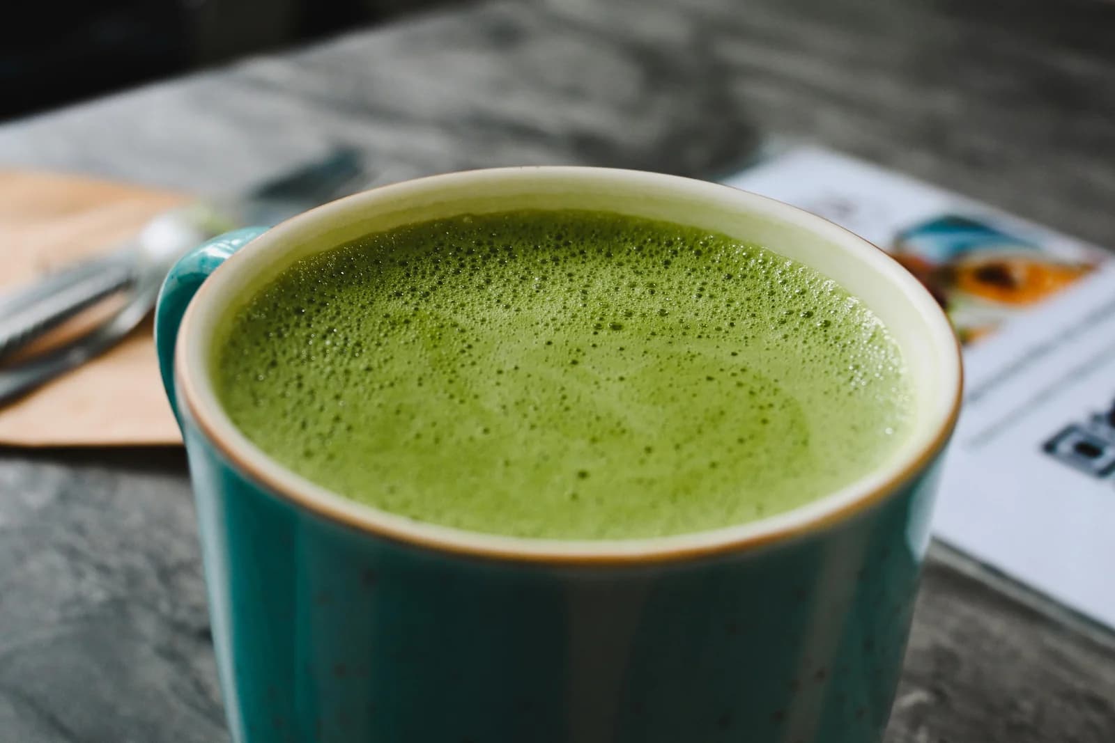 Matcha latte : la recette traditionnelle (chaude, froide, vegan)